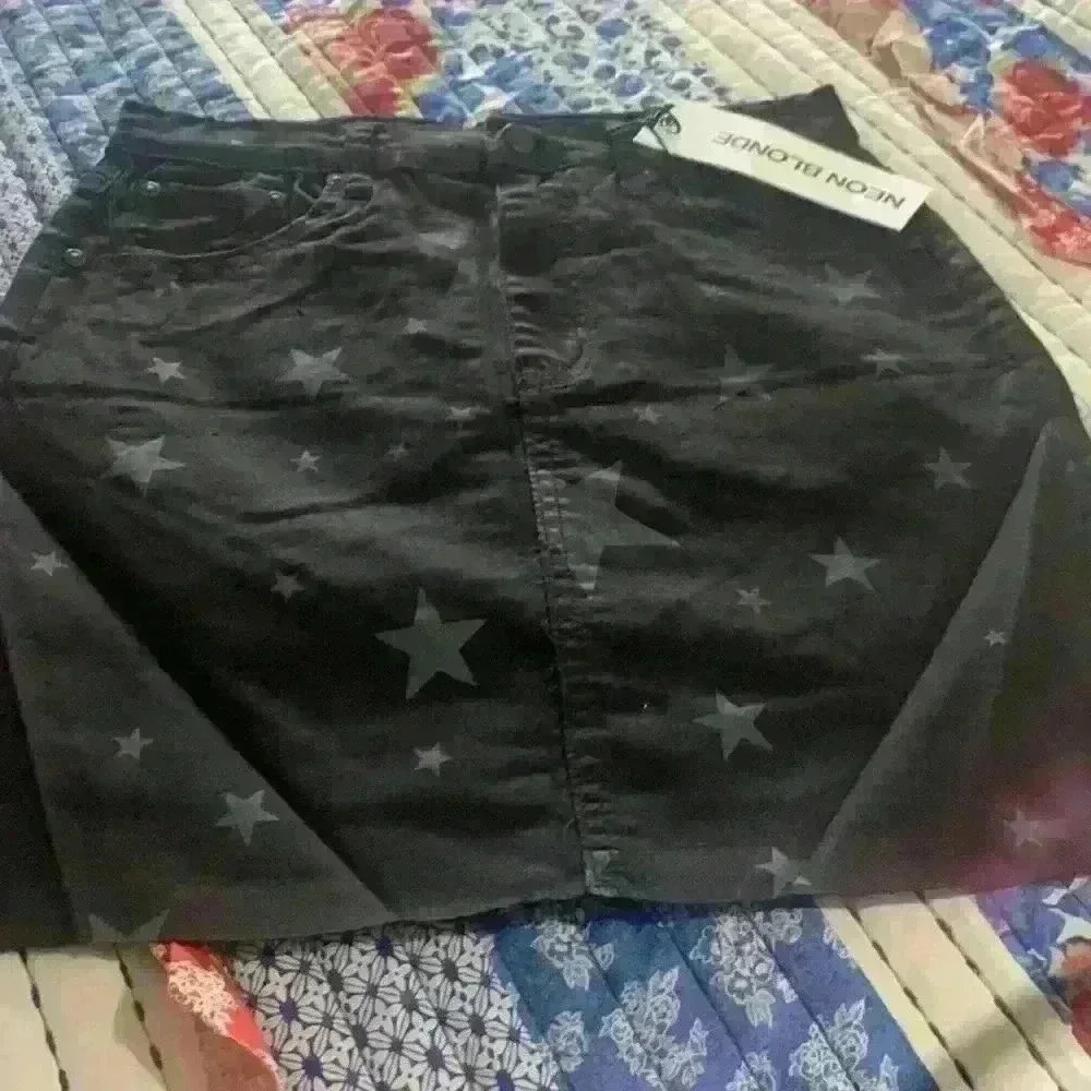 Neon Blonde Tease skirt